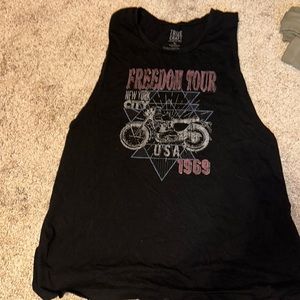 Tank top/ muscle shirt